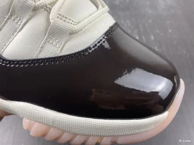 Reps TBK 11 AR0715-101 Jordan Air Neapolitan WMNS 0528